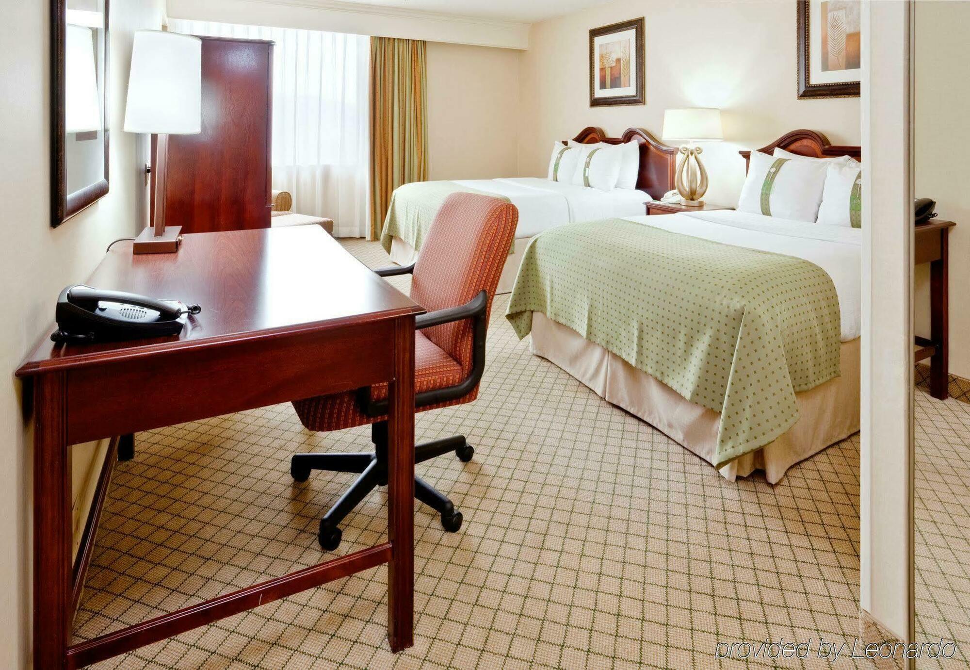 Doubletree By Hilton Raleigh Crabtree Valley Exterior foto