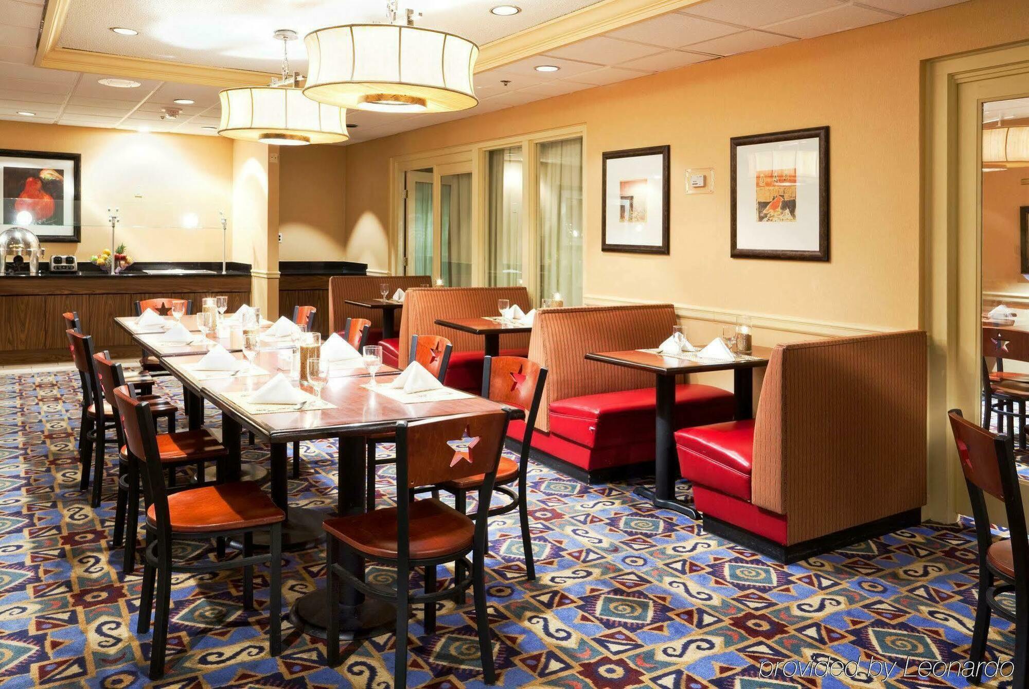 Doubletree By Hilton Raleigh Crabtree Valley Restaurante foto