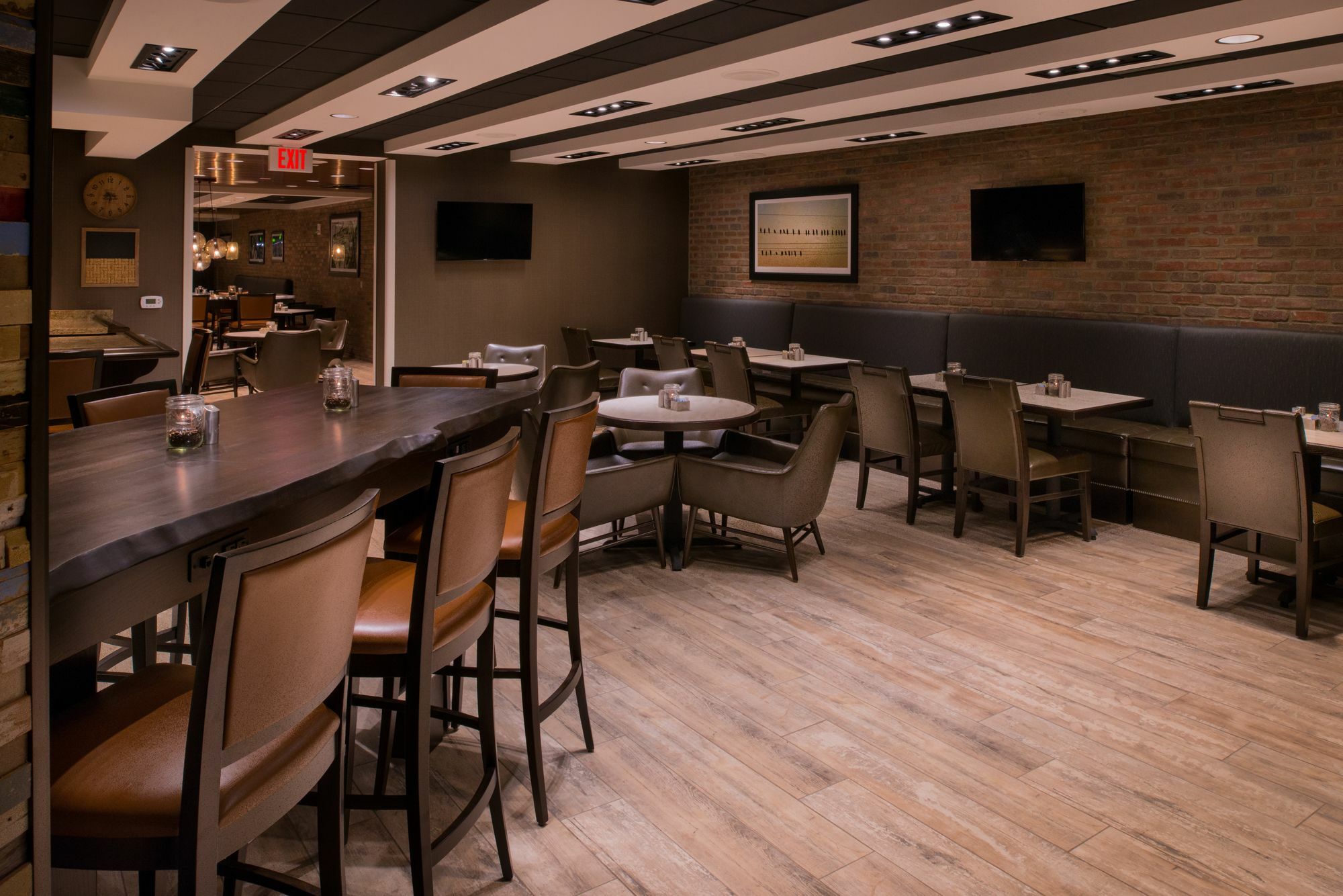 Doubletree By Hilton Raleigh Crabtree Valley Exterior foto
