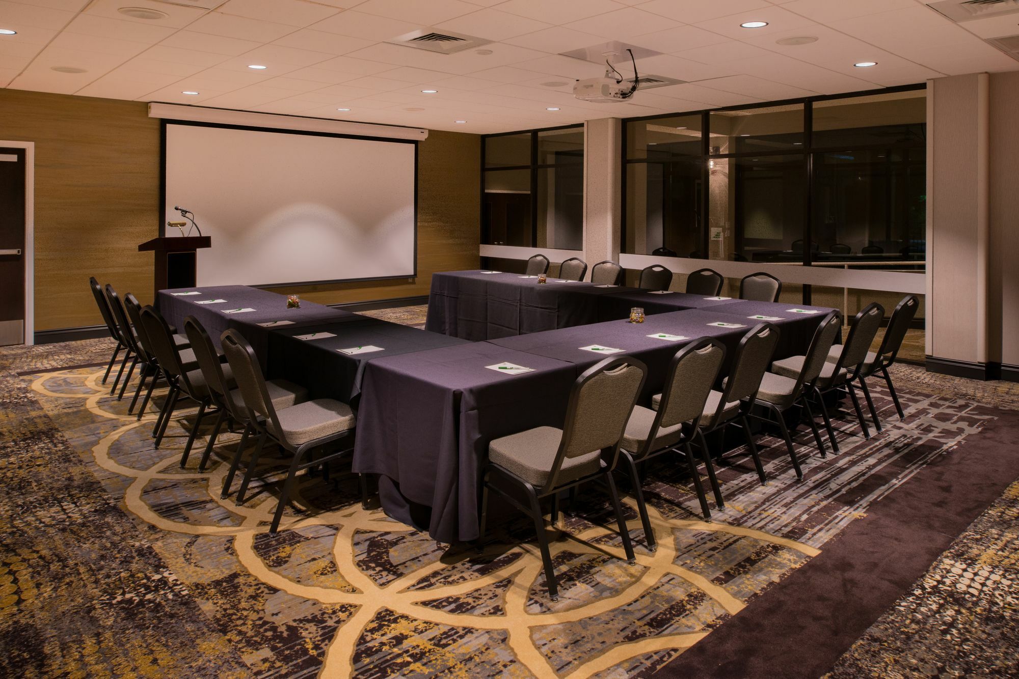 Doubletree By Hilton Raleigh Crabtree Valley Exterior foto